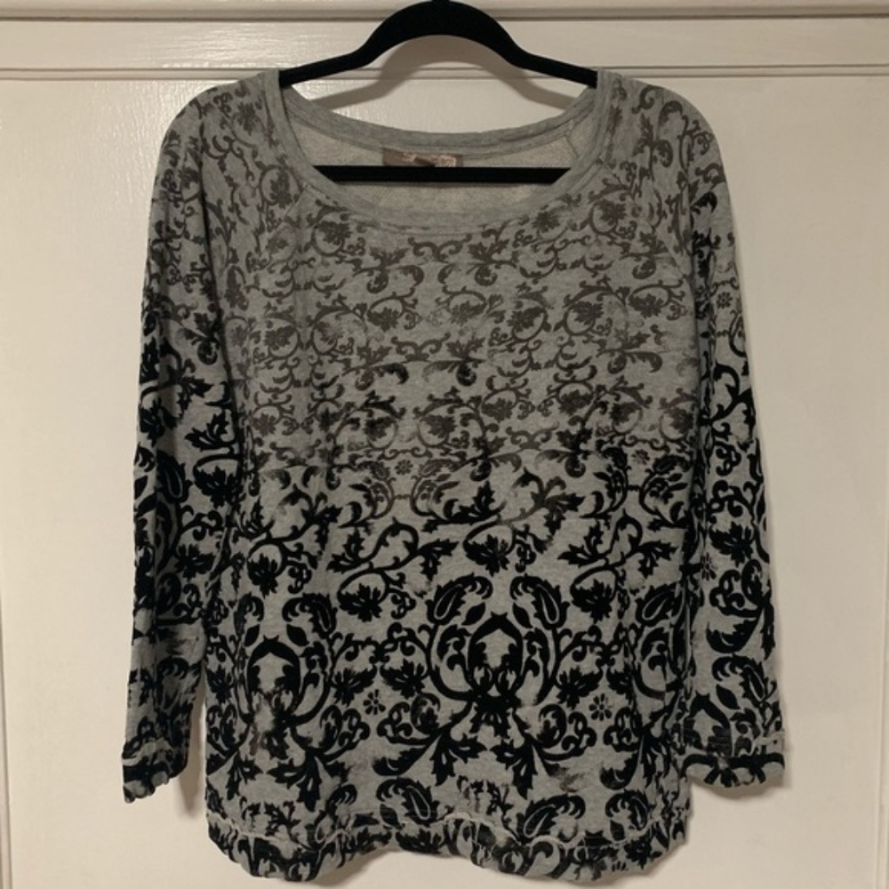 Forever 21 Ombre Damask Comfy Sweater